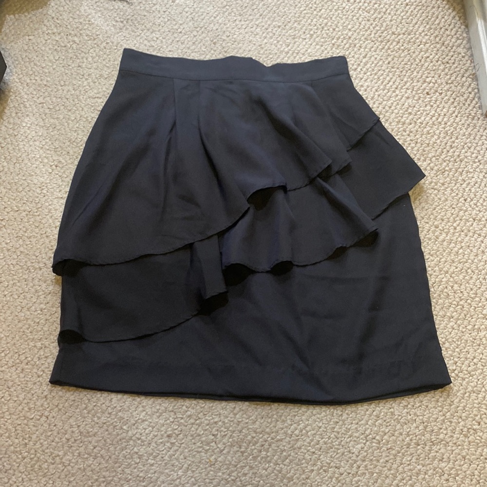 H&M ruffled skirt